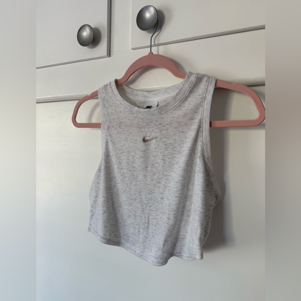 Nike Ribbed Ultra Crop Top in Birch Heather